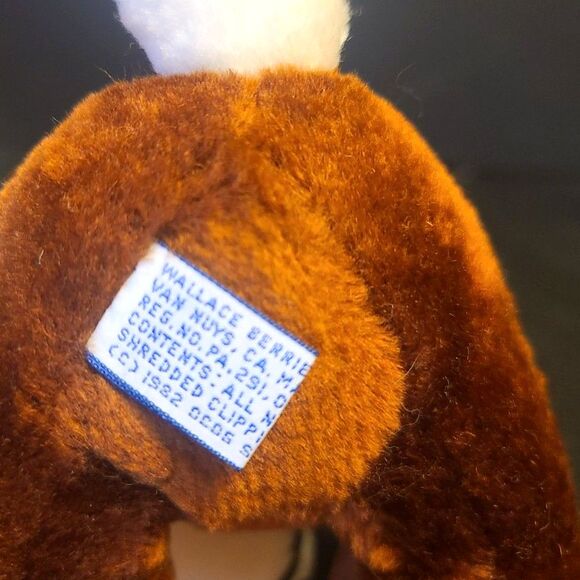 Retro Peliko Plushie 80s Mascot Toy Collectible Decor Stuffed Animal - Picture 5 of 5